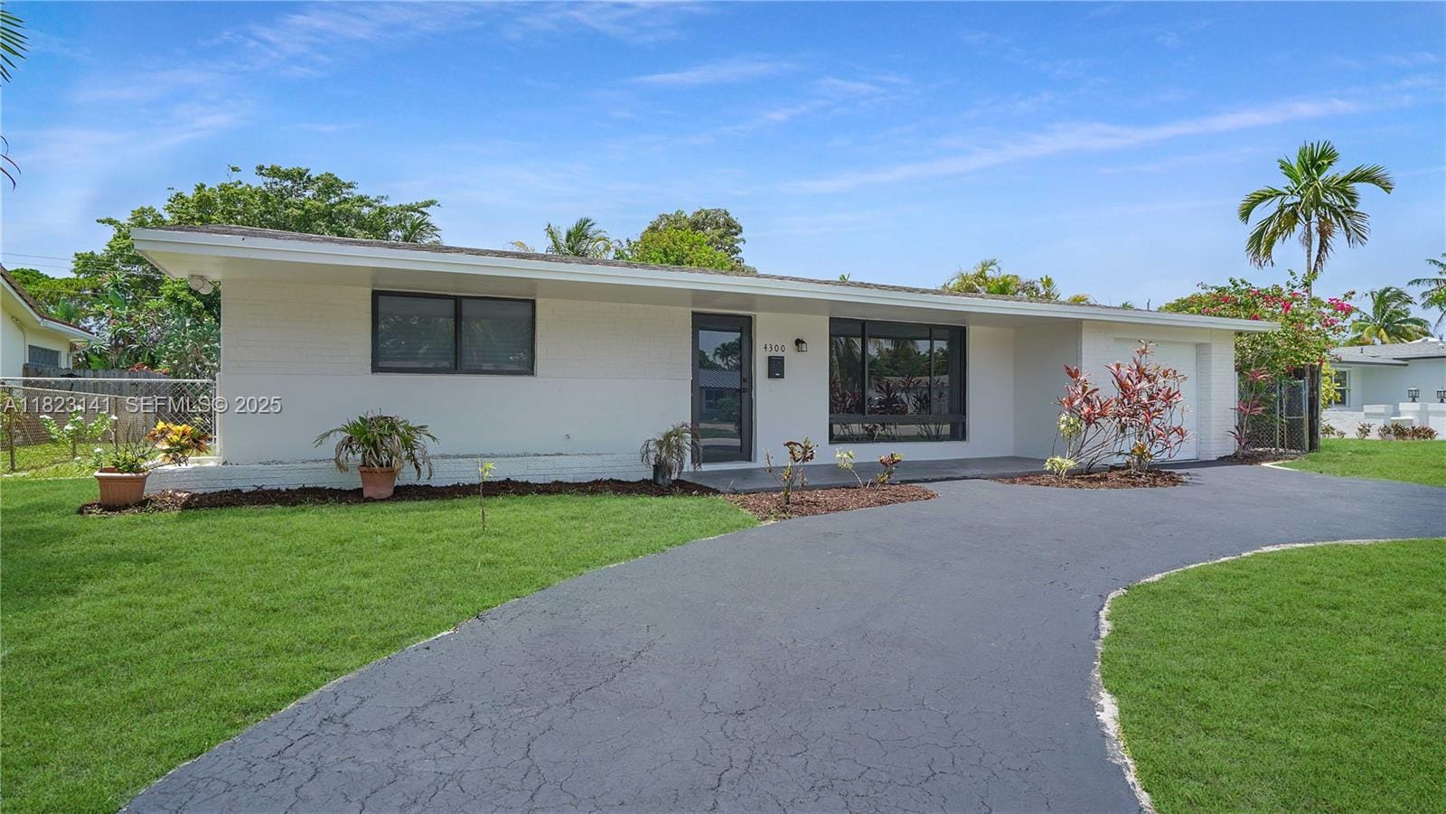 4300 Monroe Street, Hollywood, FL 33021