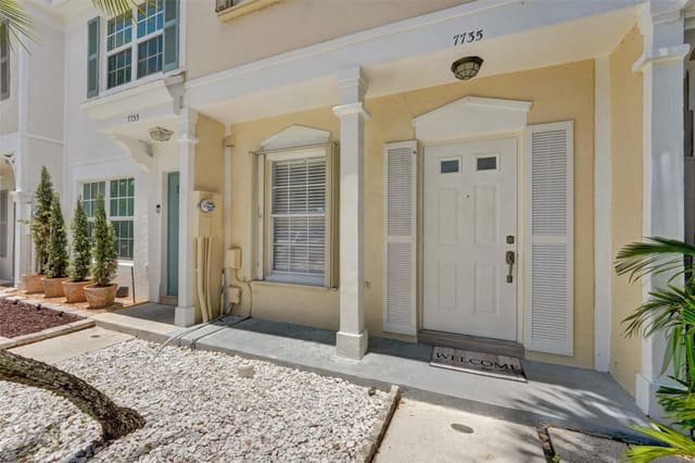7735 Sanibel Drive 7735, sold in Sanibel, Tamarac, FL