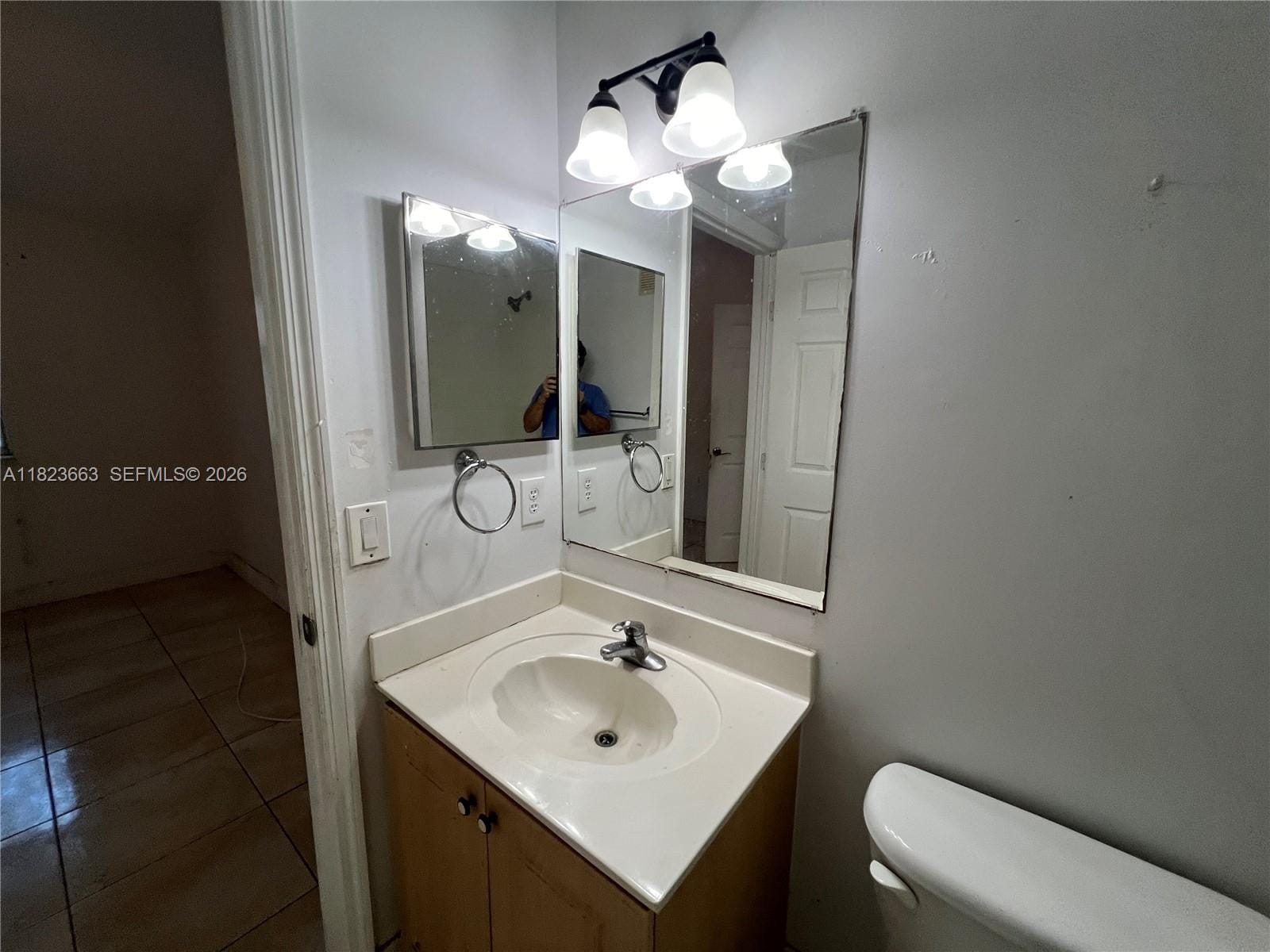 1250 SE 28th Court 203 — photo 11
