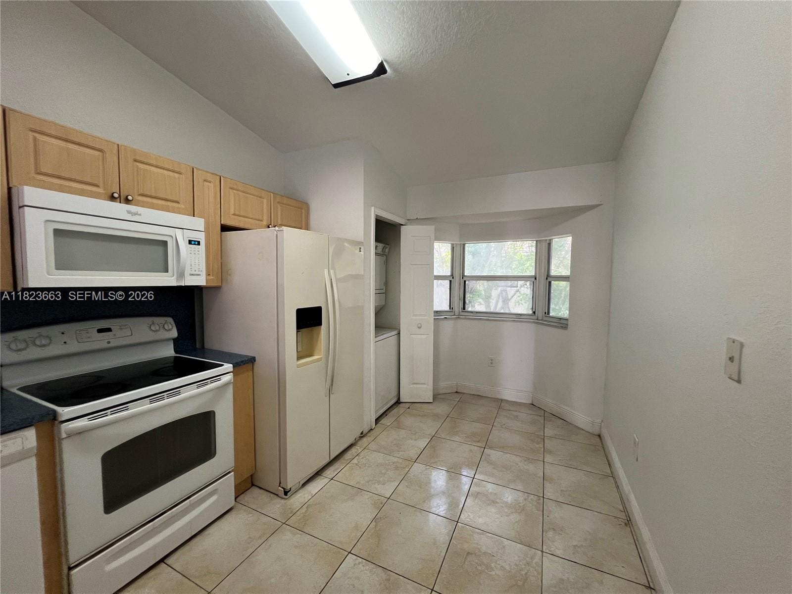 1250 SE 28th Court 203 — photo 5