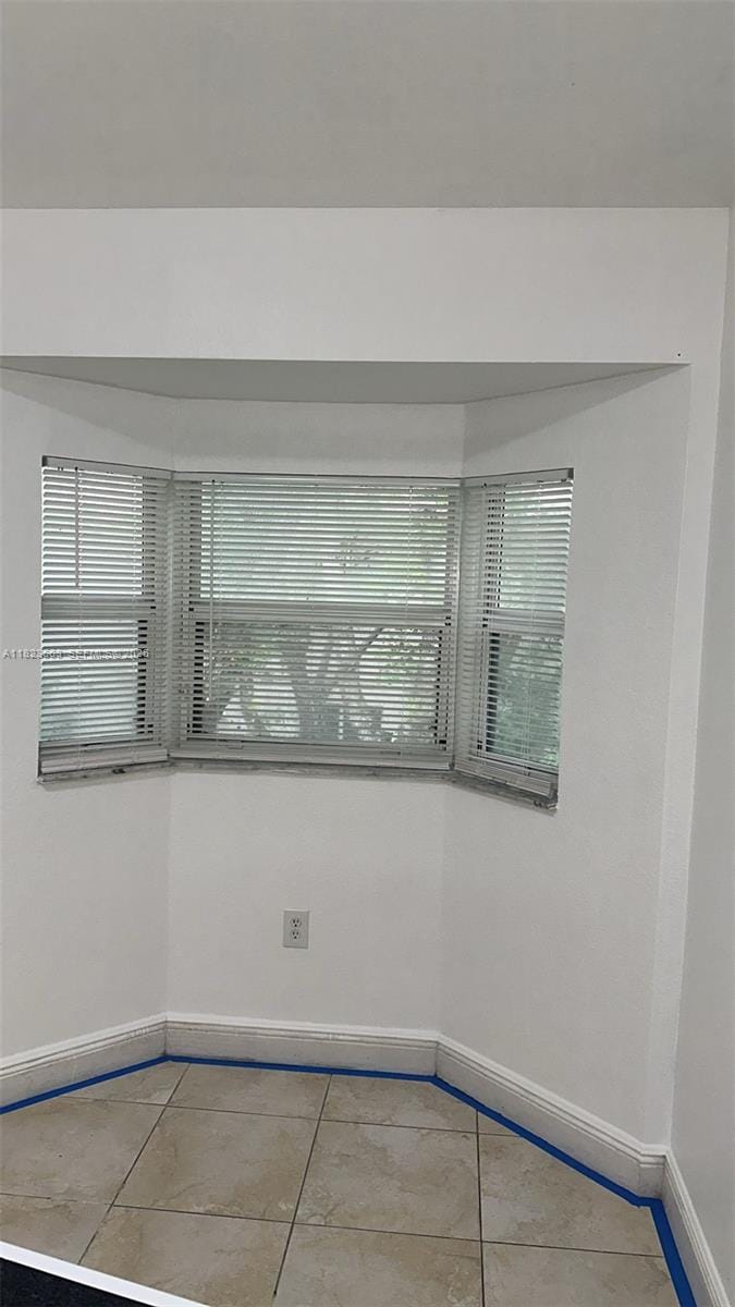 1250 SE 28th Court 203 — photo 7