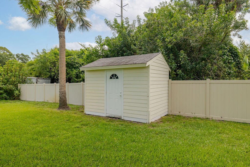 310 28th Court SW, Vero Beach, FL 32968 photo 14