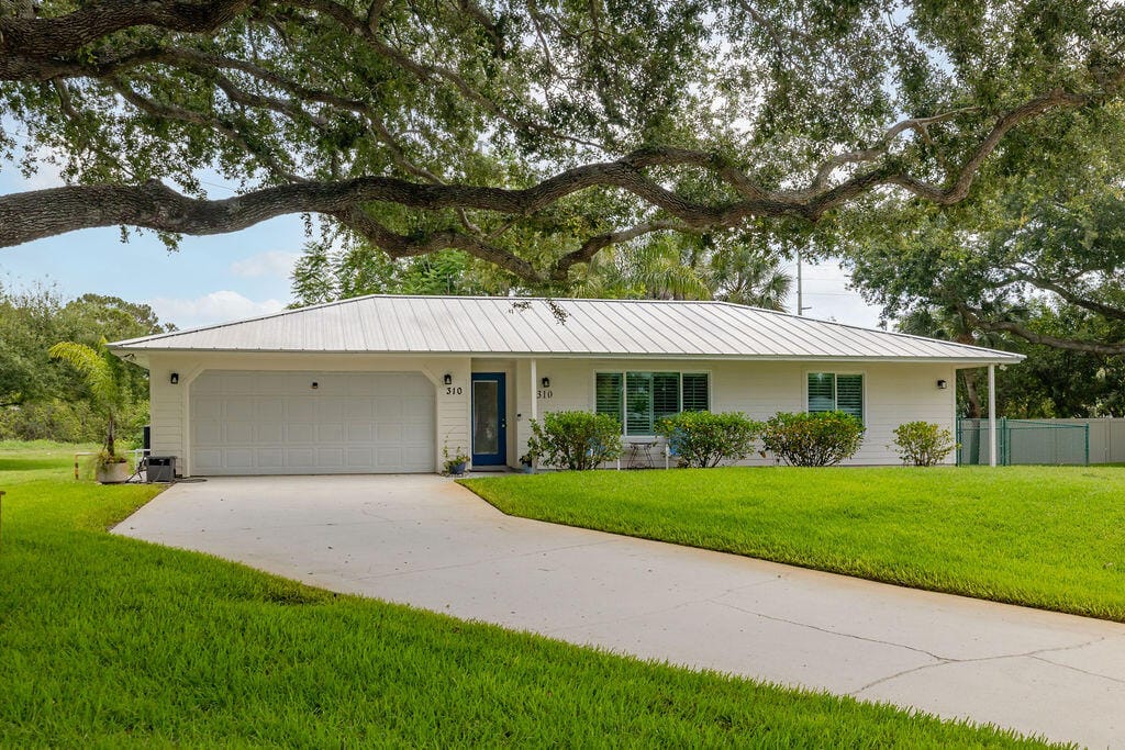 310 28th Court SW — photo 6