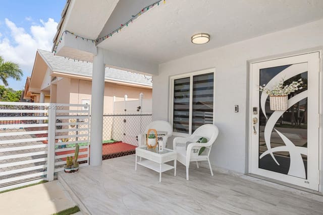 2735 W 74th Street, sold in Alameda Jardins, Hialeah, FL