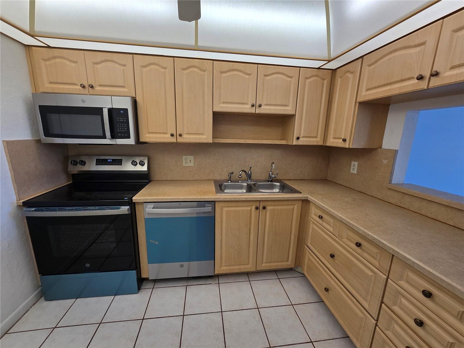 6890 Royal Palm Boulevard 211h — photo 3
