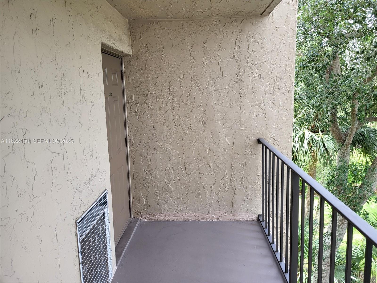 3150 W Rolling Hills Circle 310, Davie, FL 33328 photo 2