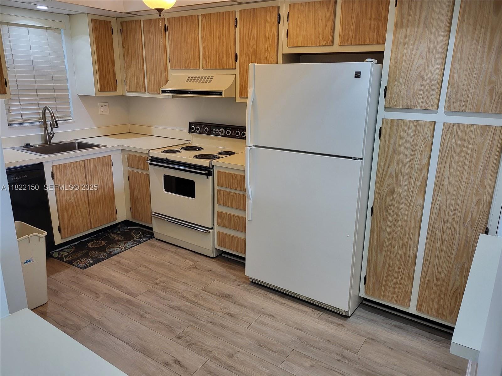 3150 W Rolling Hills Circle 310, Davie, FL 33328 photo 9