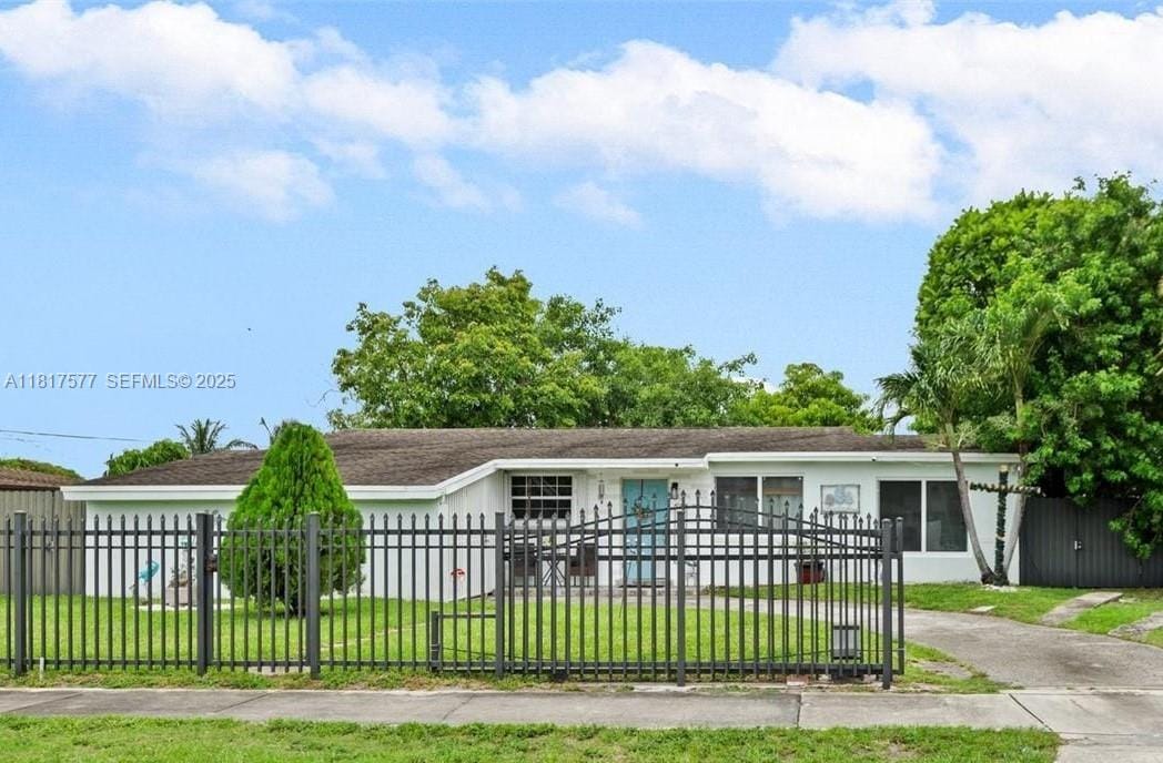 18930 NW 43rd Avenue, Miami Gardens, FL 33055