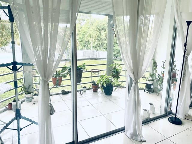 1501 NE 191st Street C216, Miami, FL 33179
