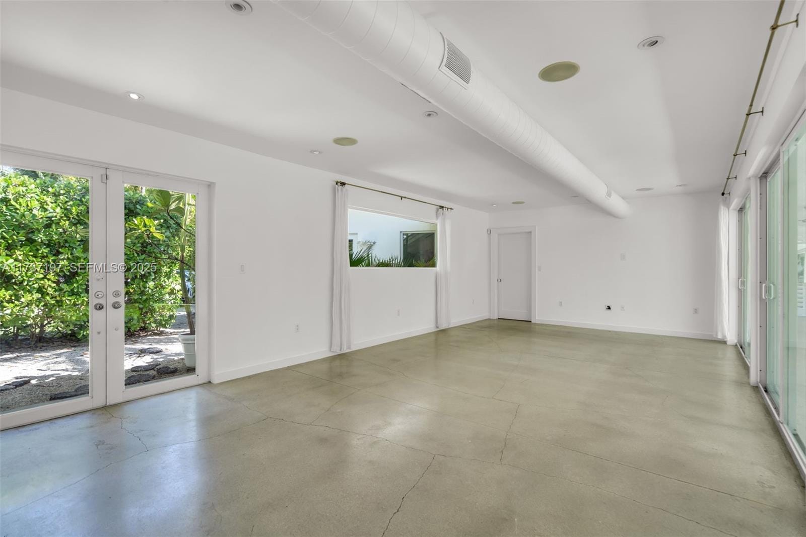 385 Harbor Court, Key Biscayne, FL 33149 photo 14
