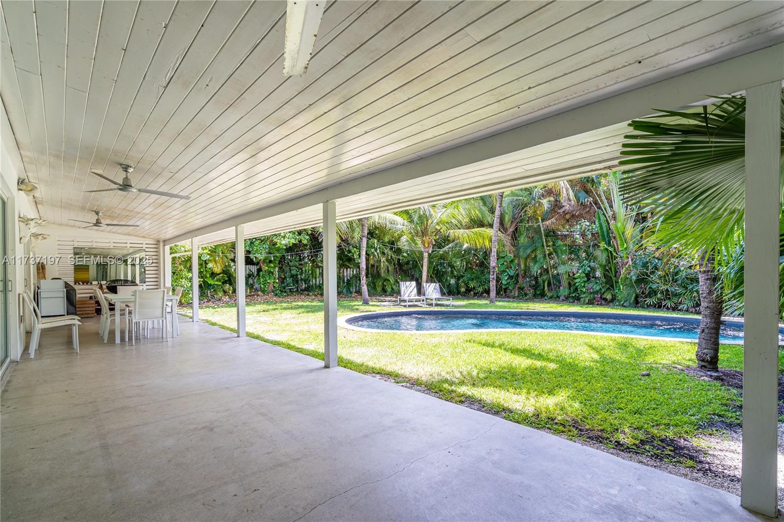 385 Harbor Court, Key Biscayne, FL 33149 photo 10