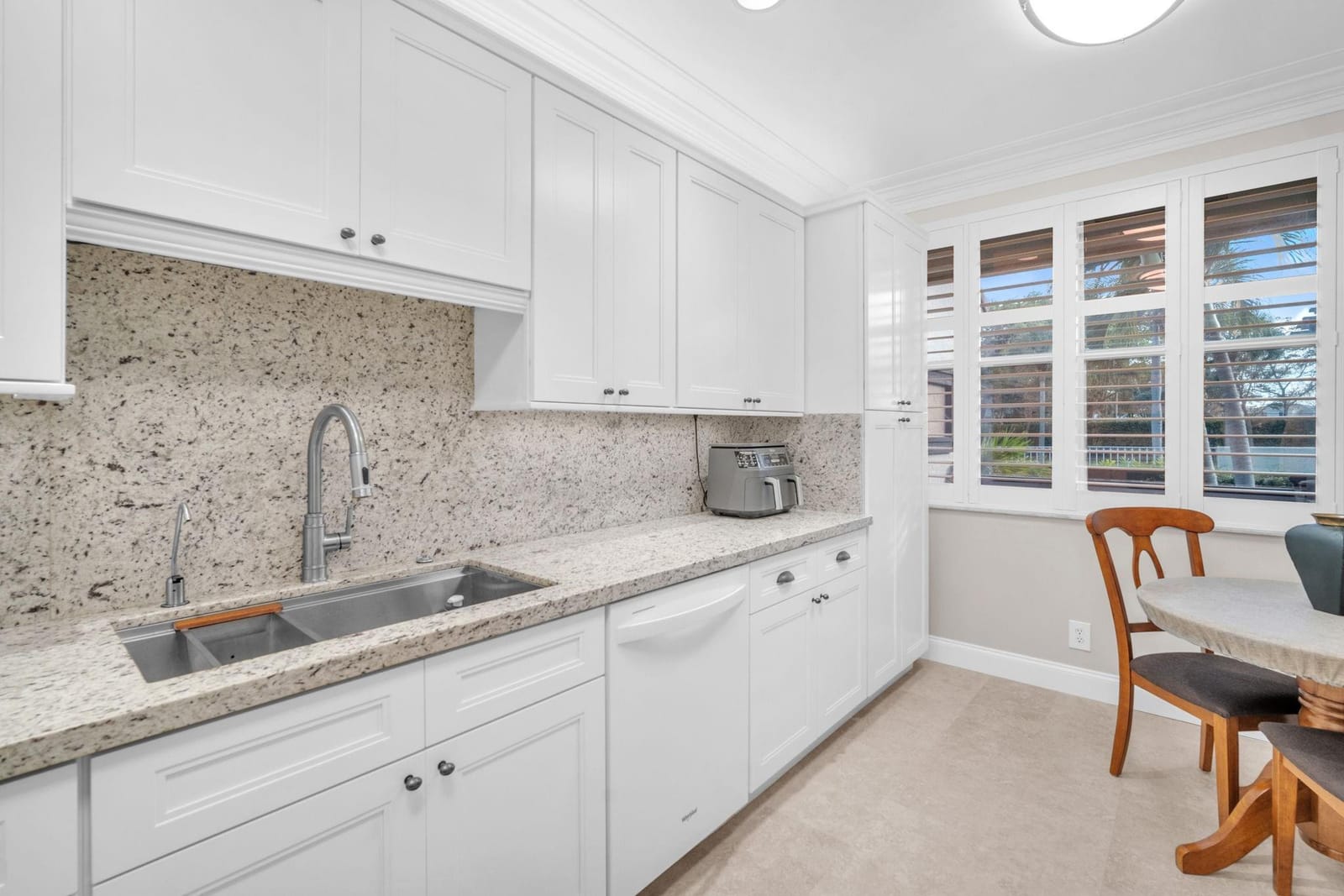 745 NE 195th Street, Miami, FL 33179 photo 18