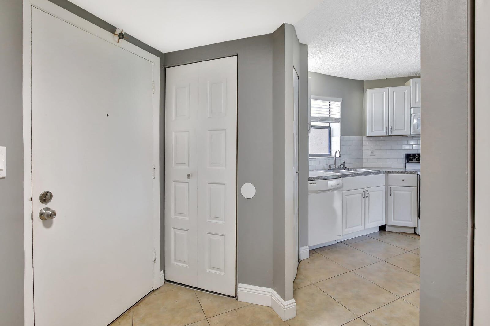 6855 W Broward Boulevard 406 — photo 2