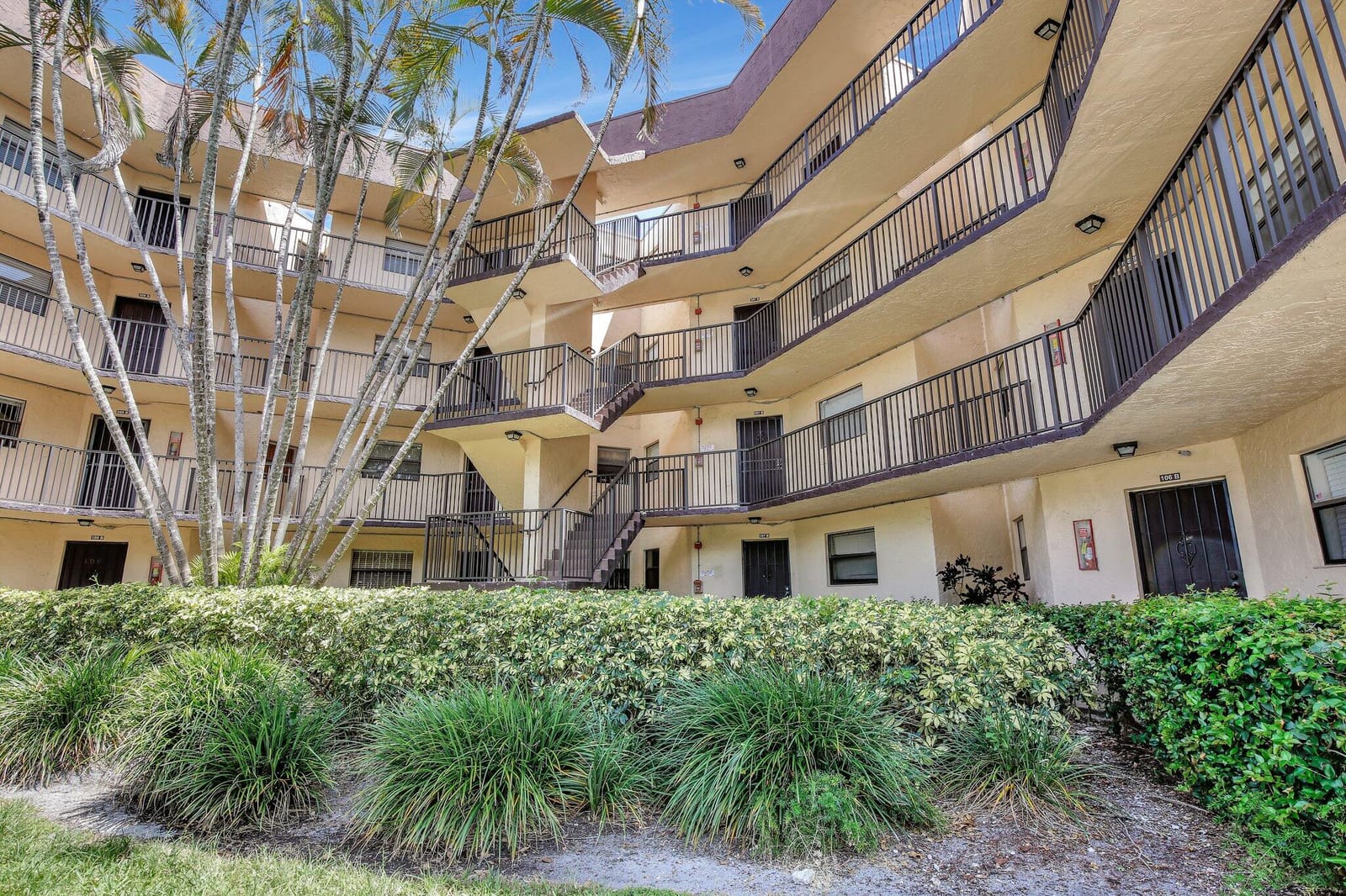 6855 W Broward Boulevard 406, Plantation, FL 33317 photo 21