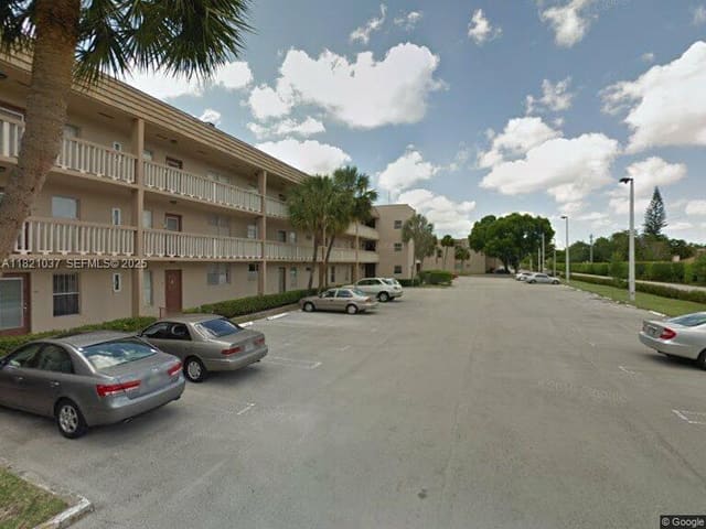 5841 NW 61st Avenue 310, sold in Bermuda Club Seven Condo, Tamarac, FL
