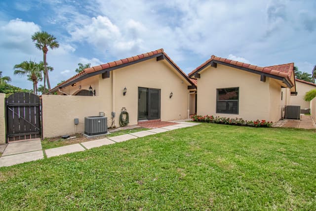 21695 San Simeon Circle, sold in San Simeon, Boca Raton, FL