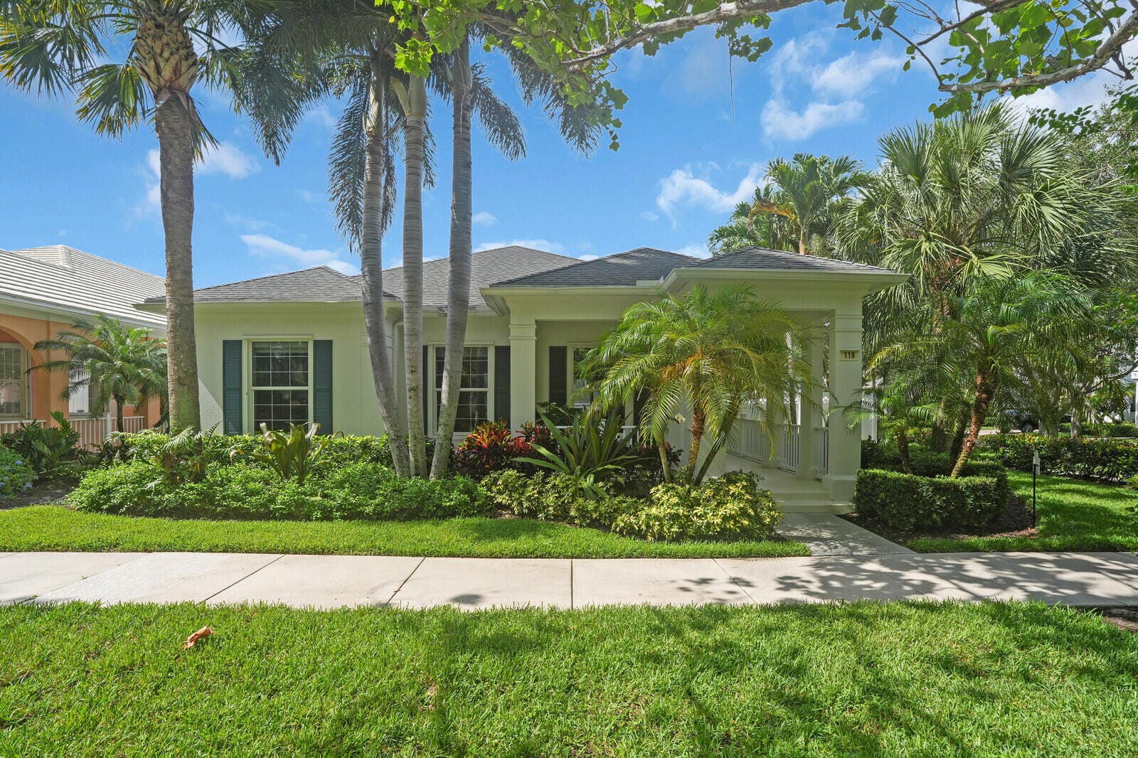 119 Bellefontaine Lane, Jupiter, FL 33458