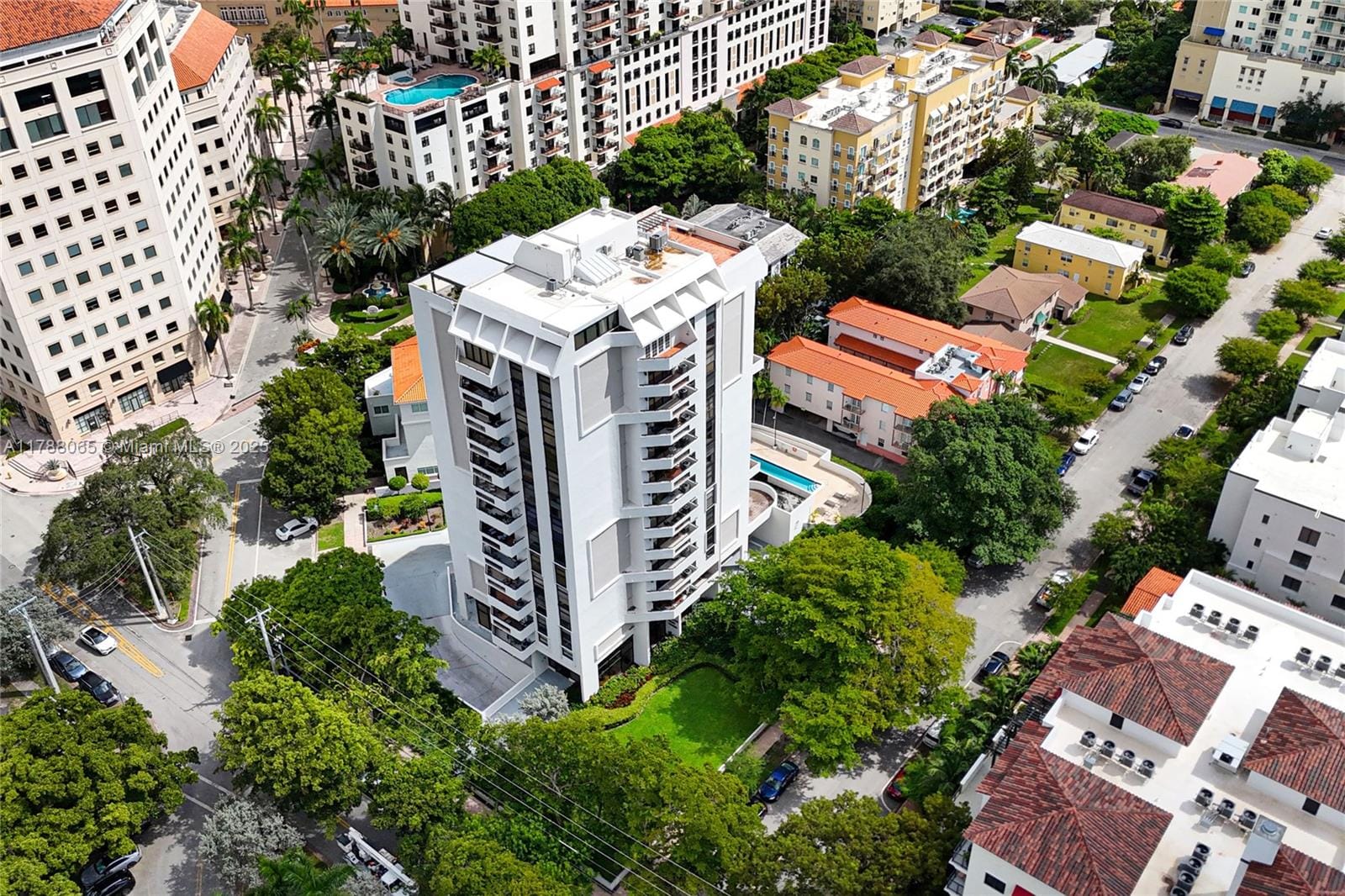 911 E Ponce De Leon Boulevard 1402, Coral Gables, FL 33134 photo 16