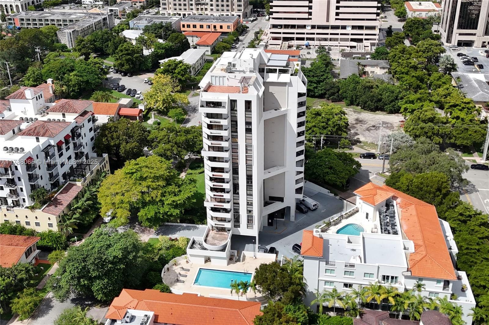 911 E Ponce De Leon Boulevard 1402, Coral Gables, FL 33134 photo 19