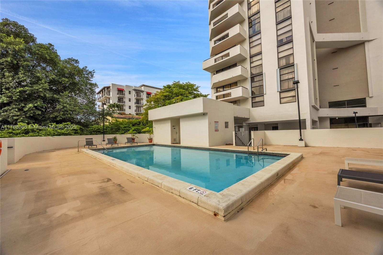 911 E Ponce De Leon Boulevard 1402, Coral Gables, FL 33134 photo 20