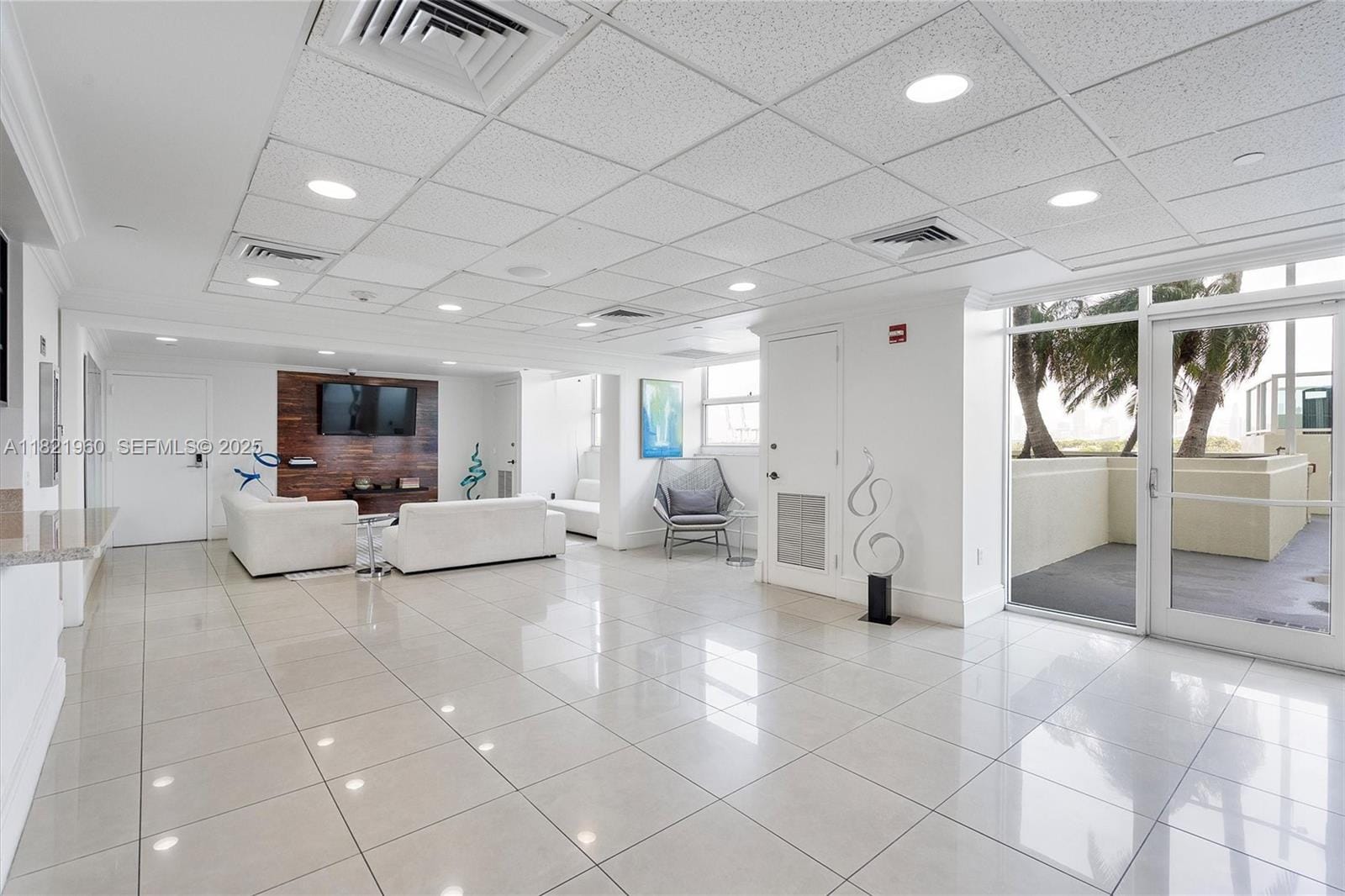650 W Ave 2106 2106, Miami Beach, FL 33139 photo 18