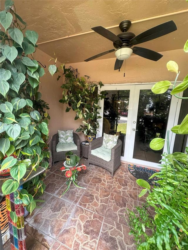 13707 Kendale Lakes Circle 110, sold in Ramblewood Condo C, Miami, FL