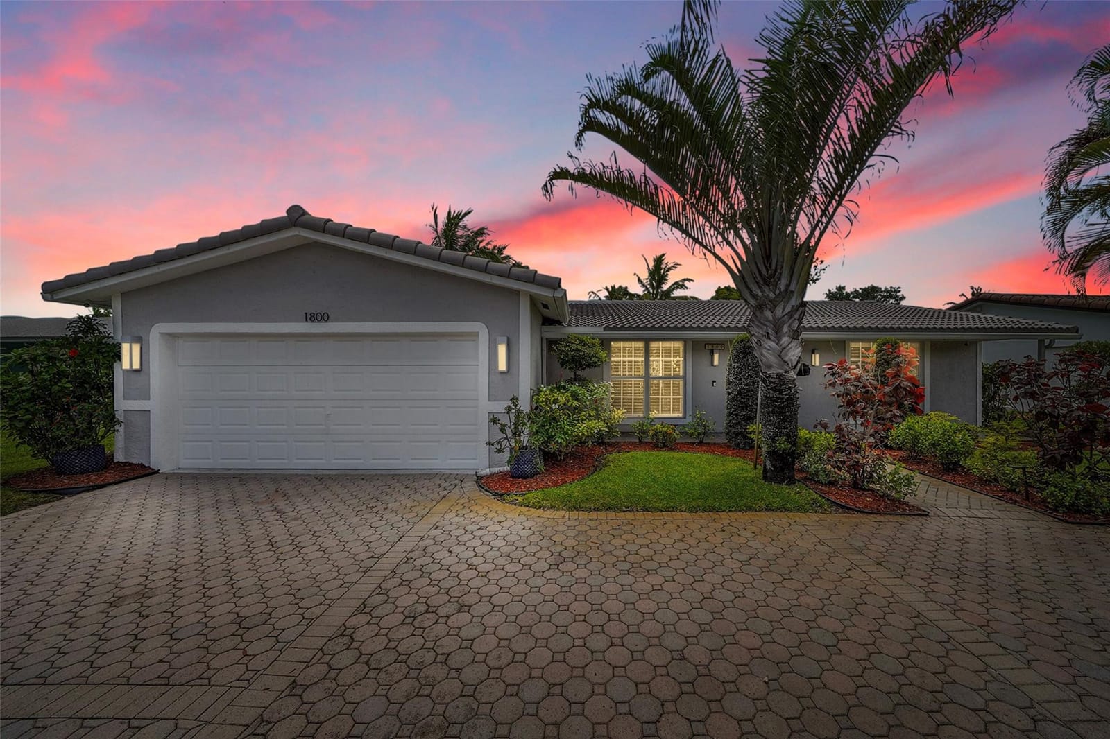 1800 N 50th Avenue, Hollywood, FL 33021