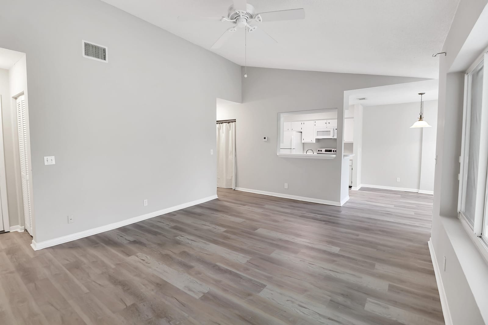 815 W Boynton Beach Boulevard 10-202 — photo 5
