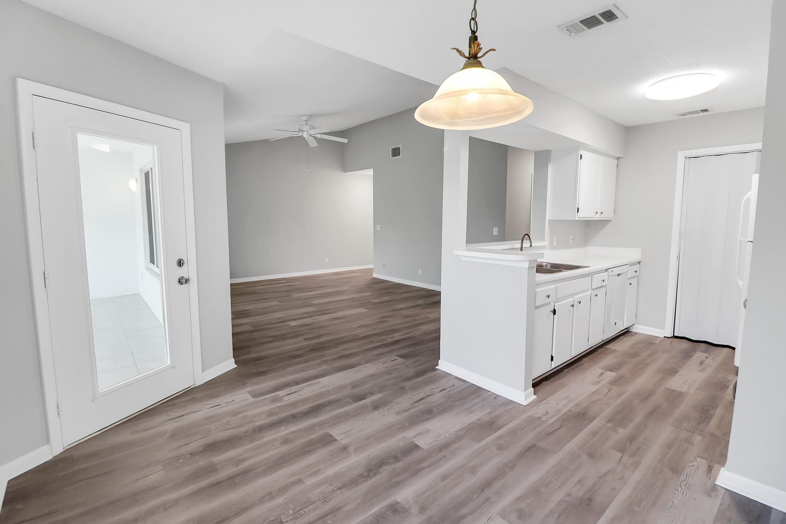 815 W Boynton Beach Boulevard 10-202 — photo 8
