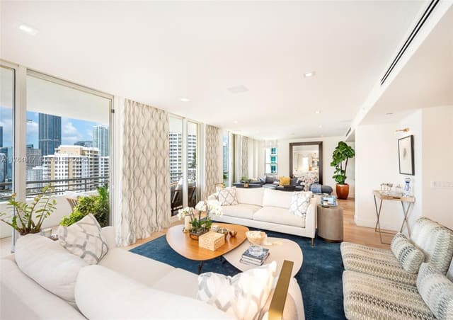 888 Brickell Key Drive 2501, Miami, FL 33131