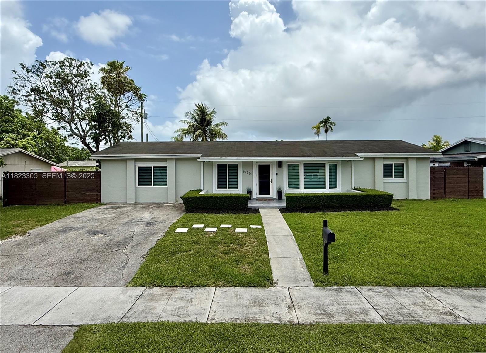 15761 SW 102nd Court, Miami, FL 33157