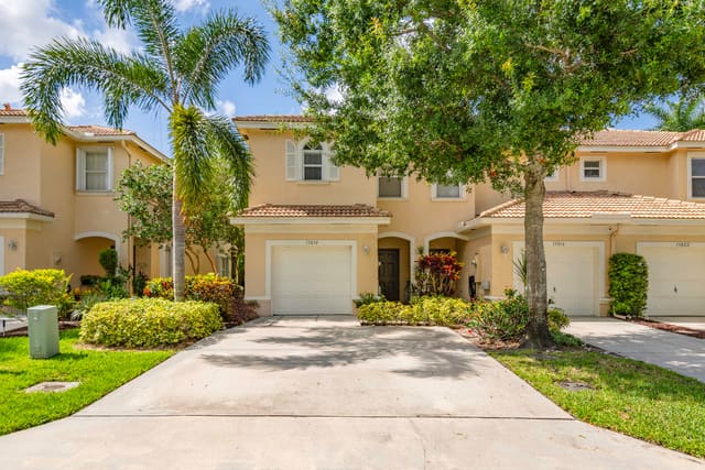 13810 Creston Place, sold in Towne Place, Wellington, FL