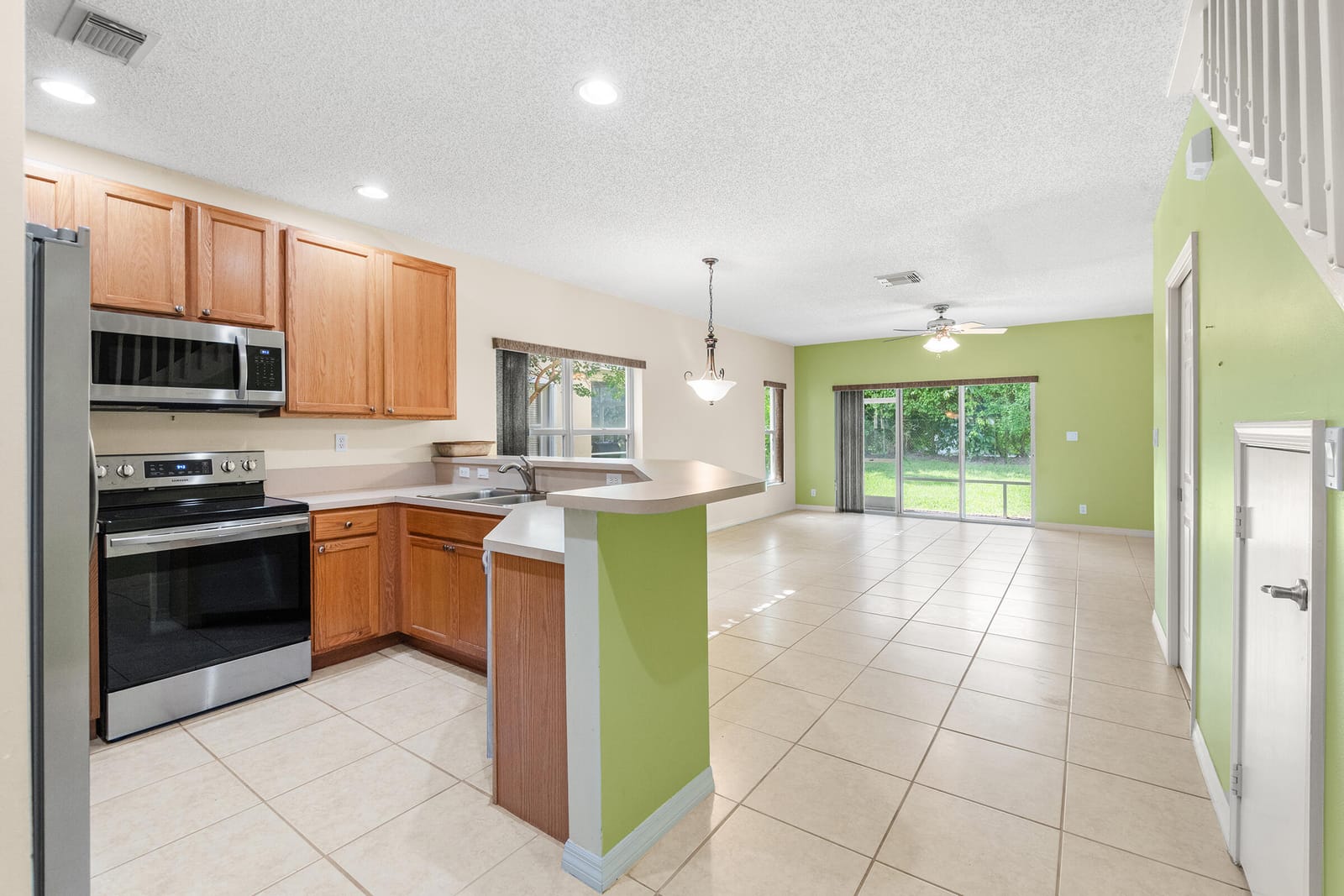 13810 Creston Place — photo 2