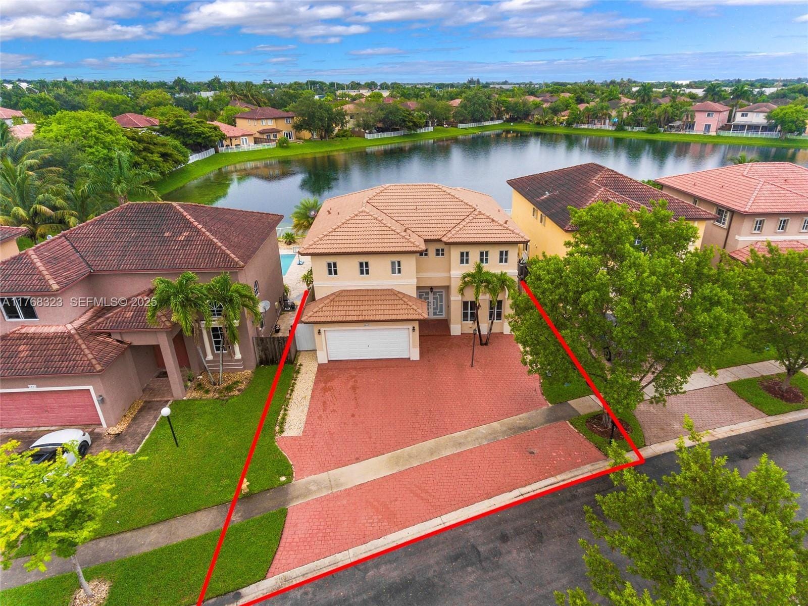 2845 NE 41st Road, Homestead, FL 33033 photo 2