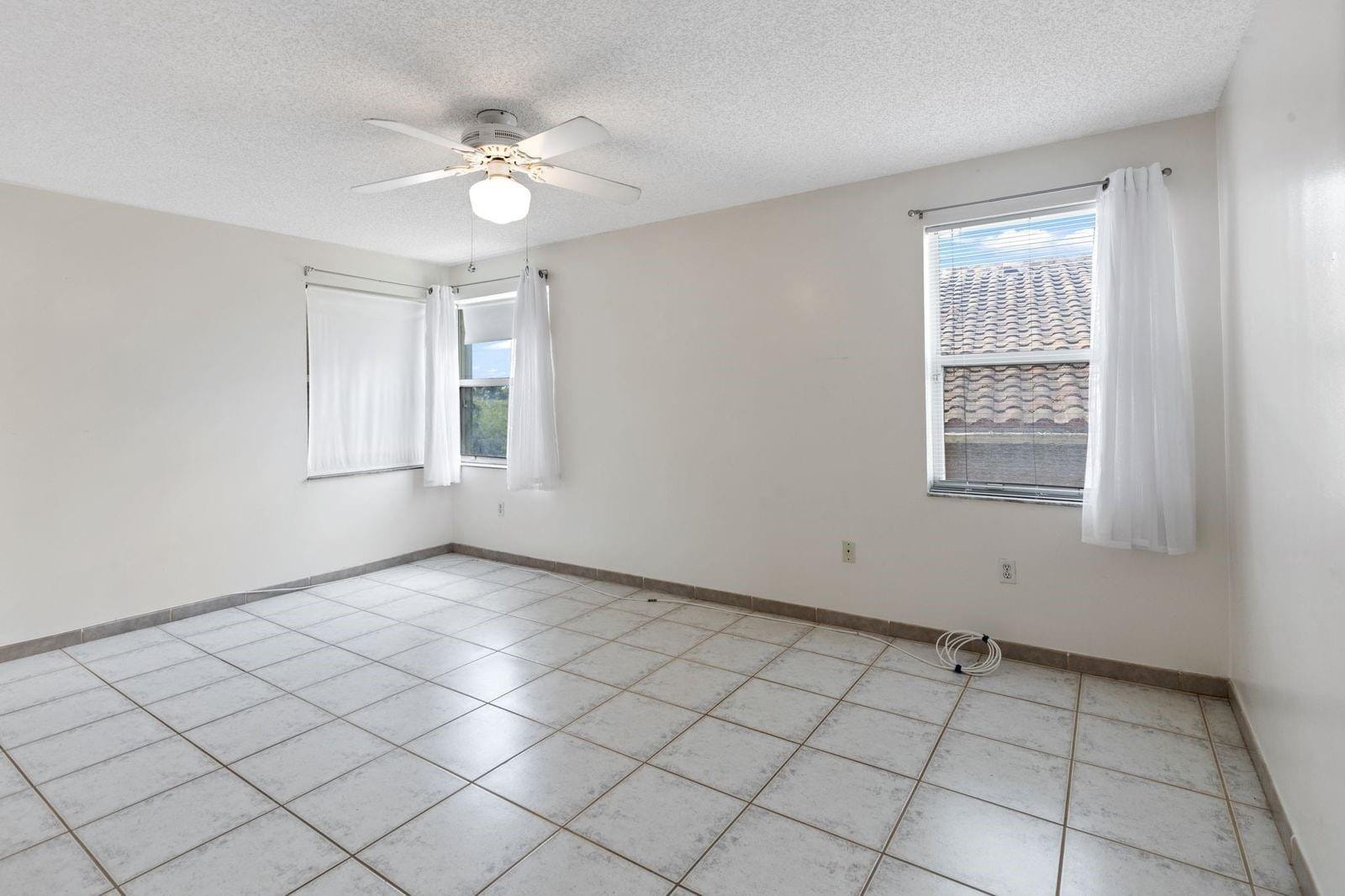301 NW 151st Avenue, Pembroke Pines, FL 33028 photo 18