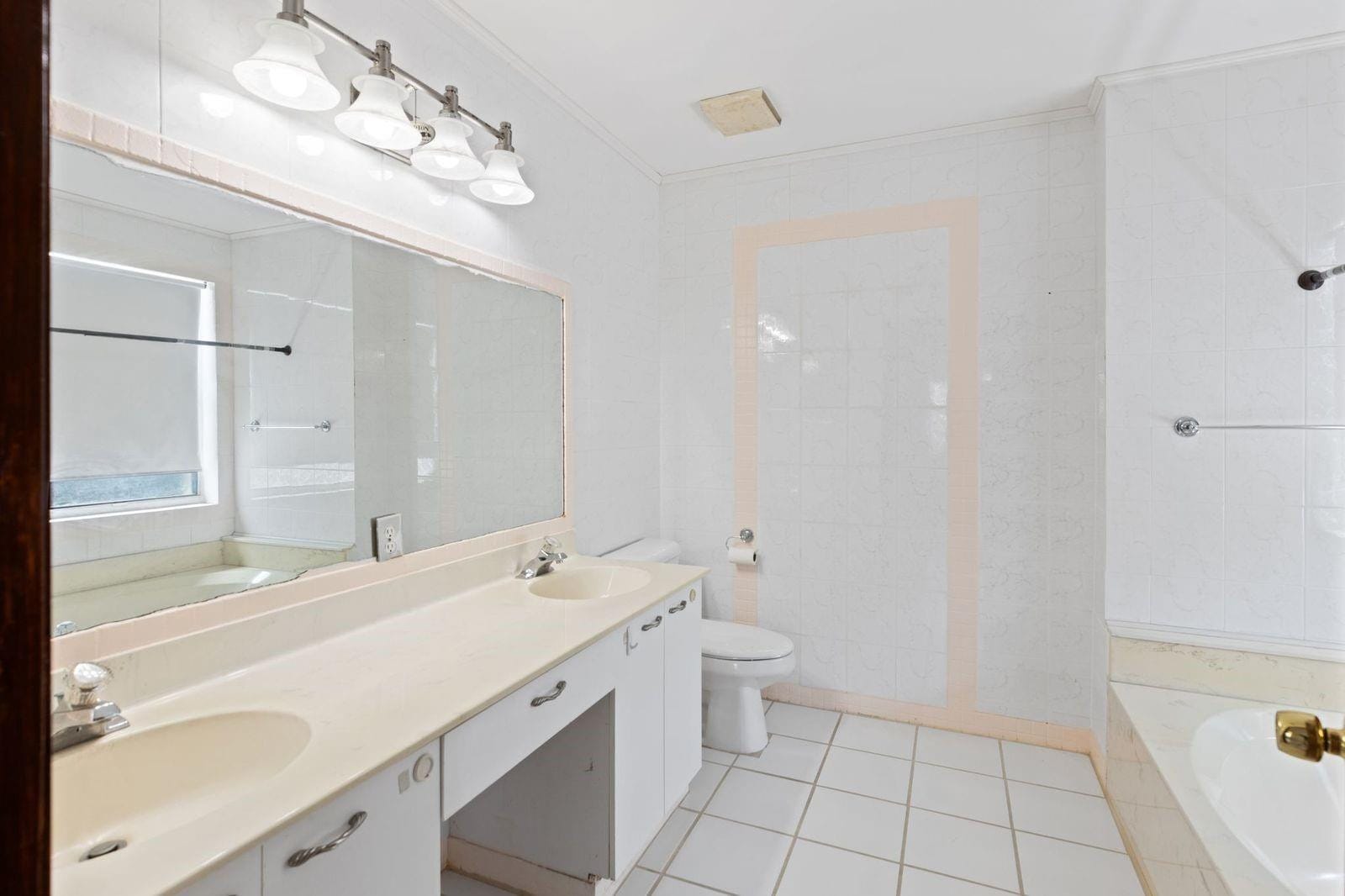 301 NW 151st Avenue, Pembroke Pines, FL 33028 photo 25