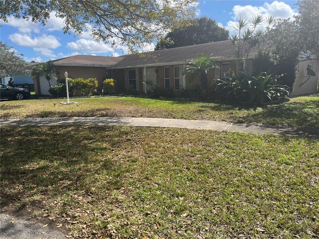1754 NW 192nd Street, sold in Sandy Pines Estates, Miami Gardens, FL