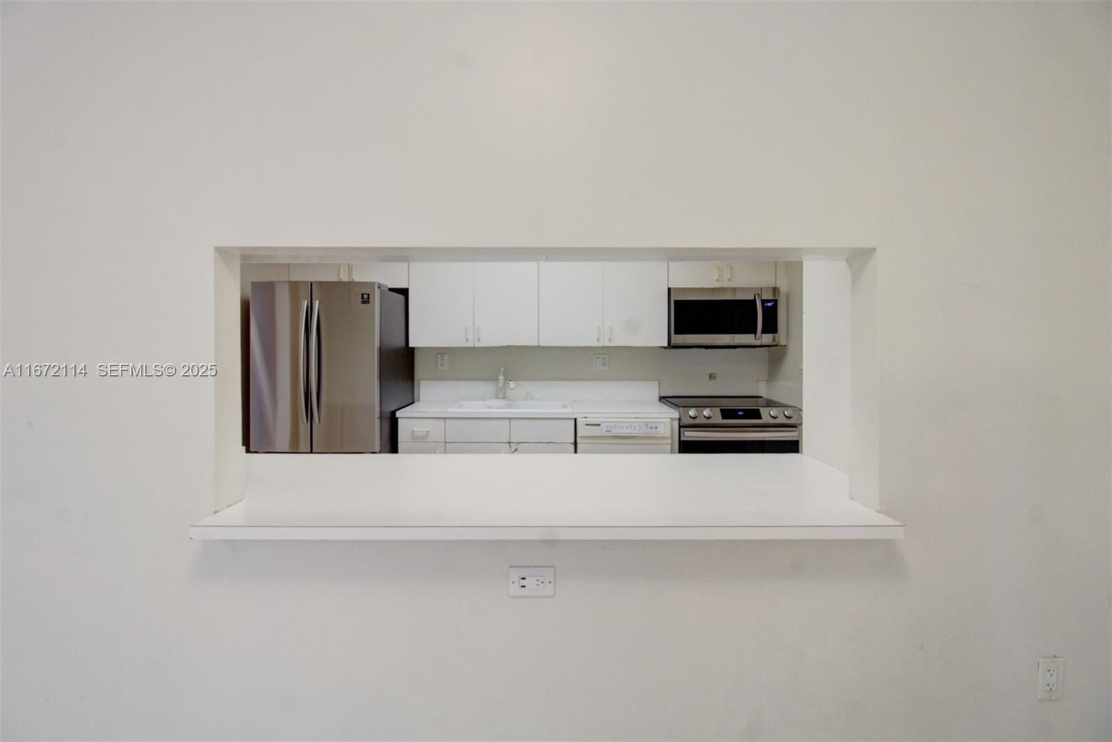 9805 NW 52nd Street 211, Doral, FL 33178 photo 18