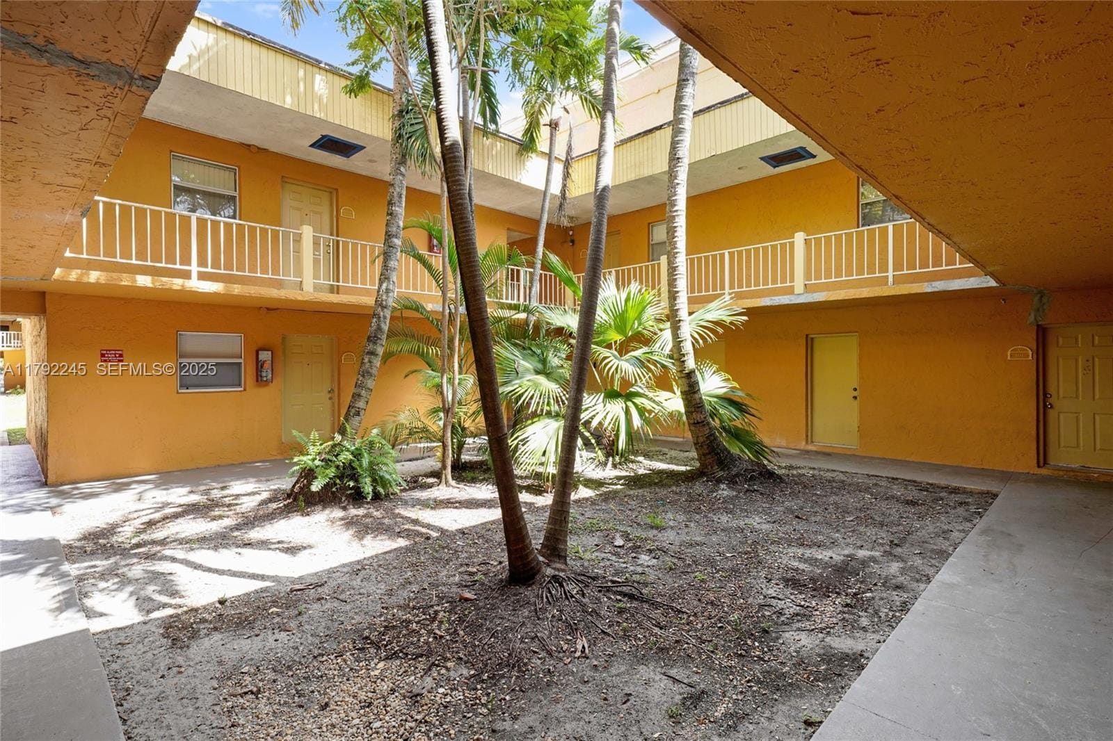 17911 NW 68th Avenue P208, Hialeah, FL 33015 photo 3