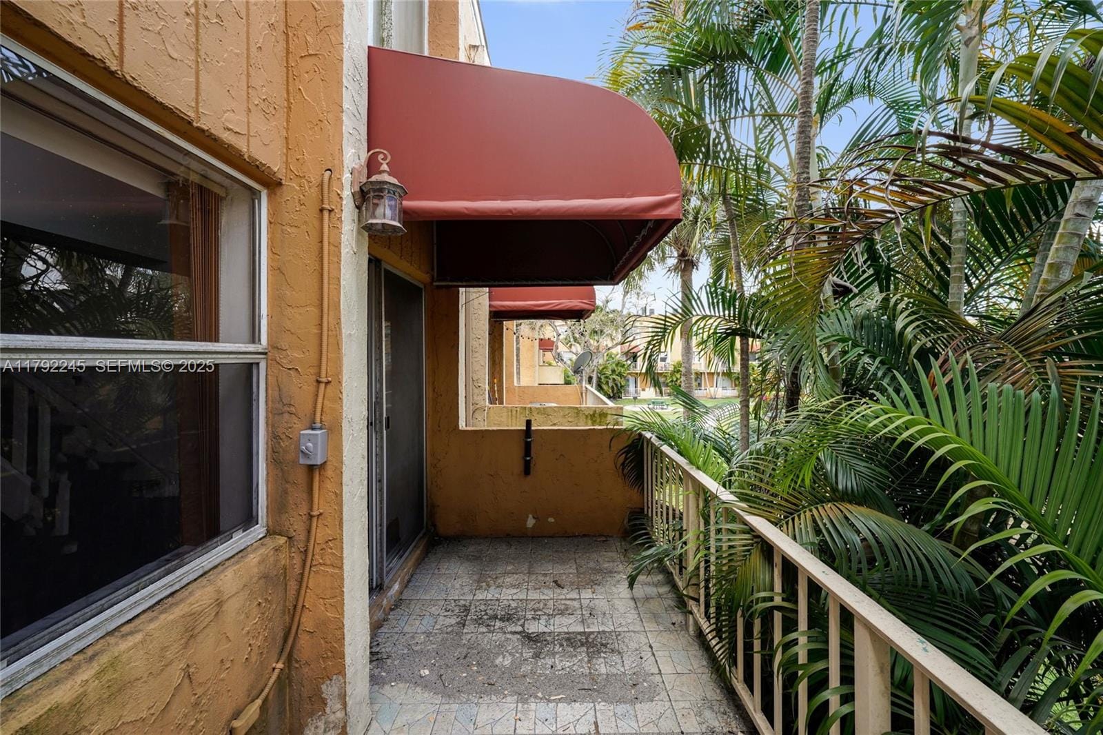 17911 NW 68th Avenue P208, Hialeah, FL 33015 photo 26