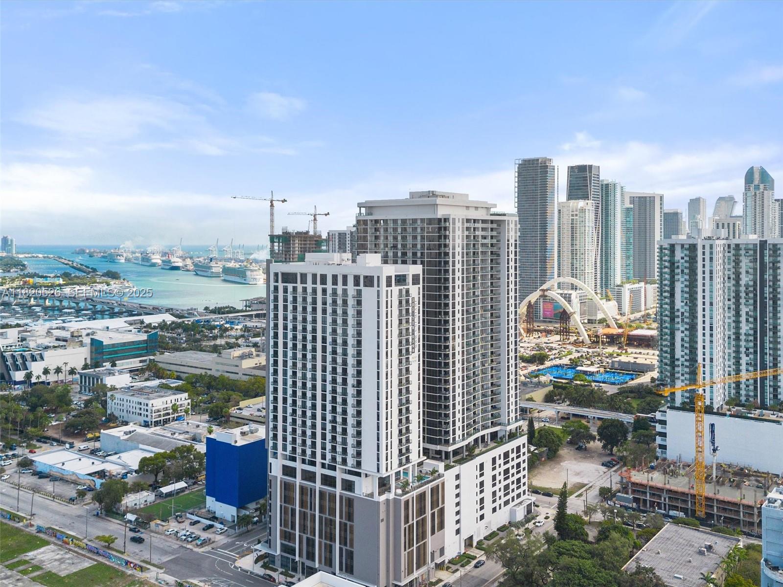 1642 NE 1st Avenue 2303, Miami, FL 33132, Miami