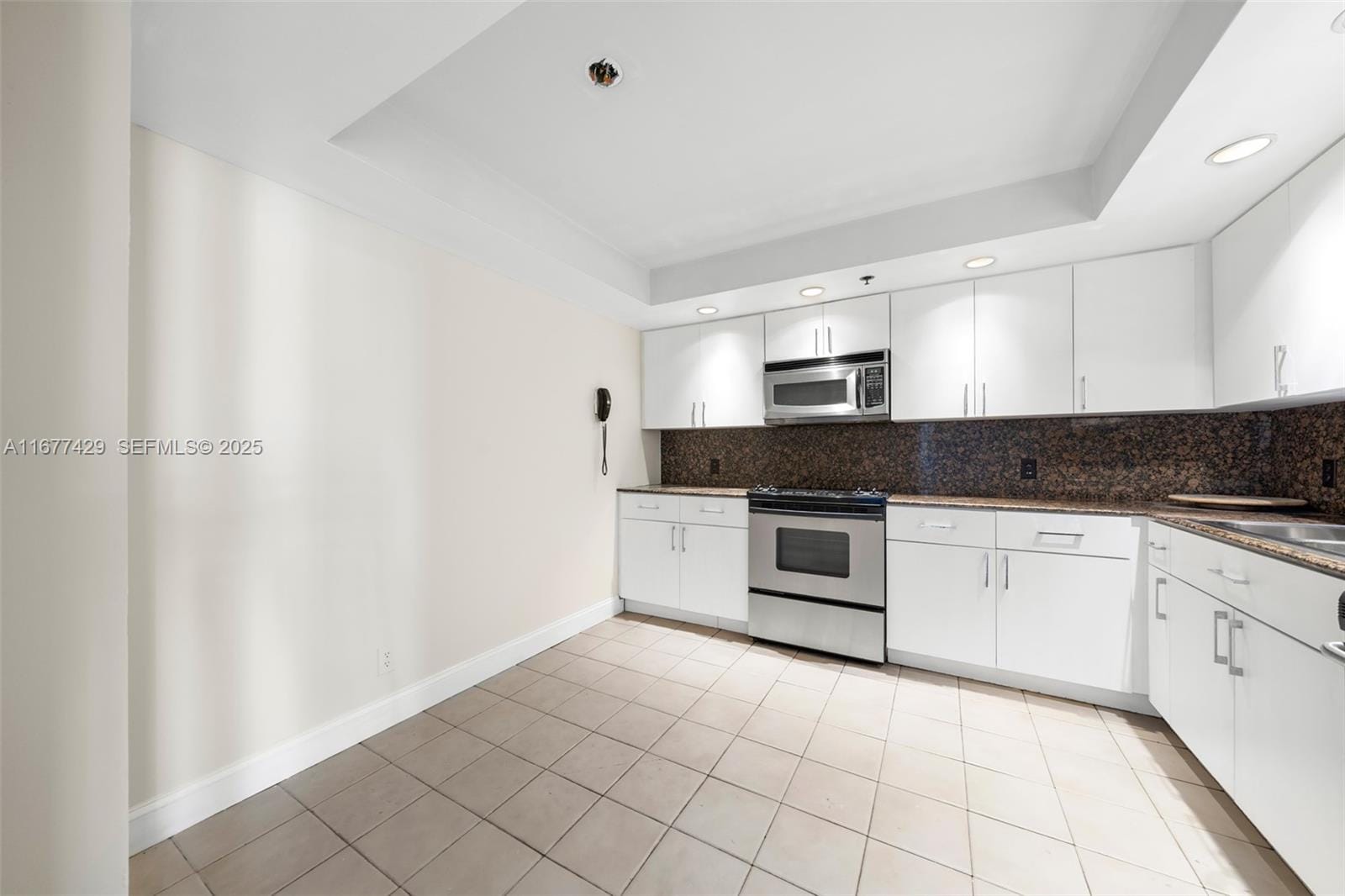 1627 Brickell Avenue 1906, Miami, FL 33129 photo 5