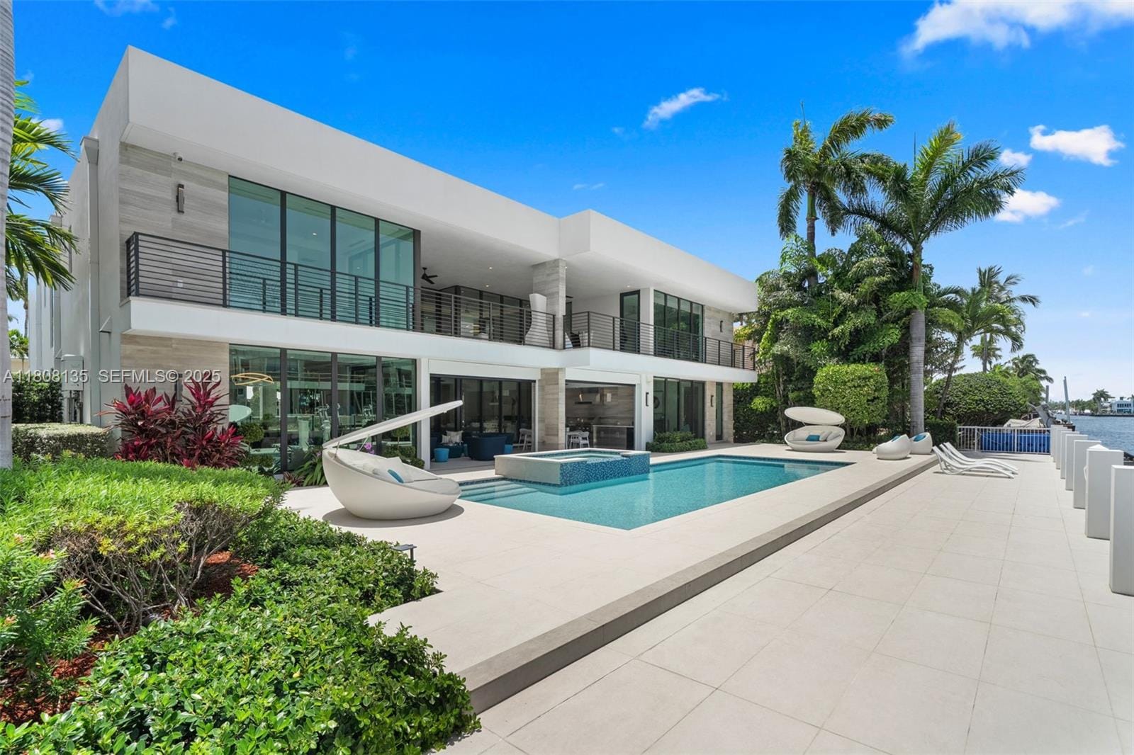 Sold home at 2519 Lucille Drive, Fort Lauderdale, FL 33316