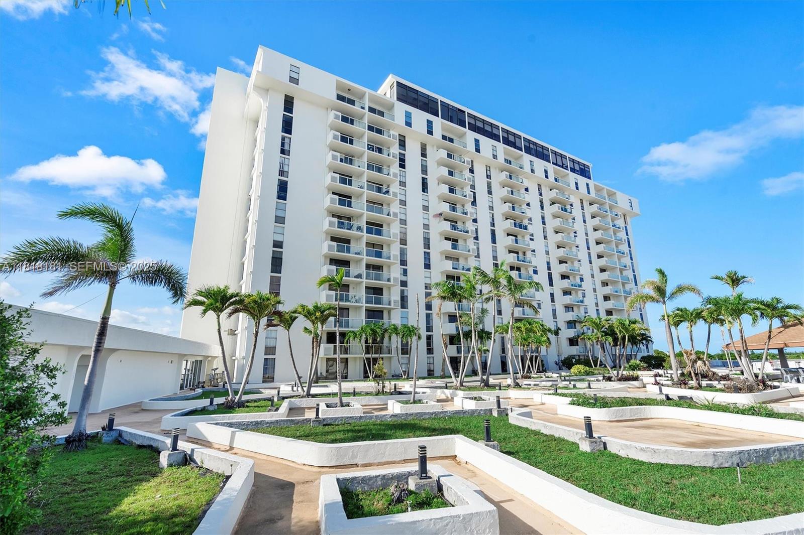 13499 Biscayne Boulevard 602, North Miami, FL 33181, North Miami