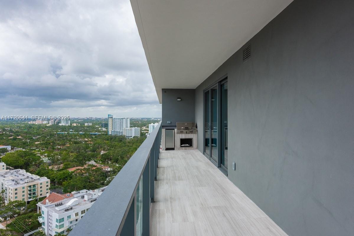 1451 Brickell Avenue 2103, Miami, FL 33131 photo 2