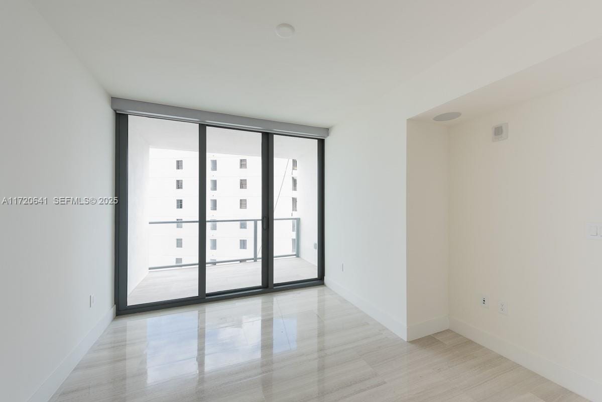 1451 Brickell Avenue 2103, Miami, FL 33131 photo 9