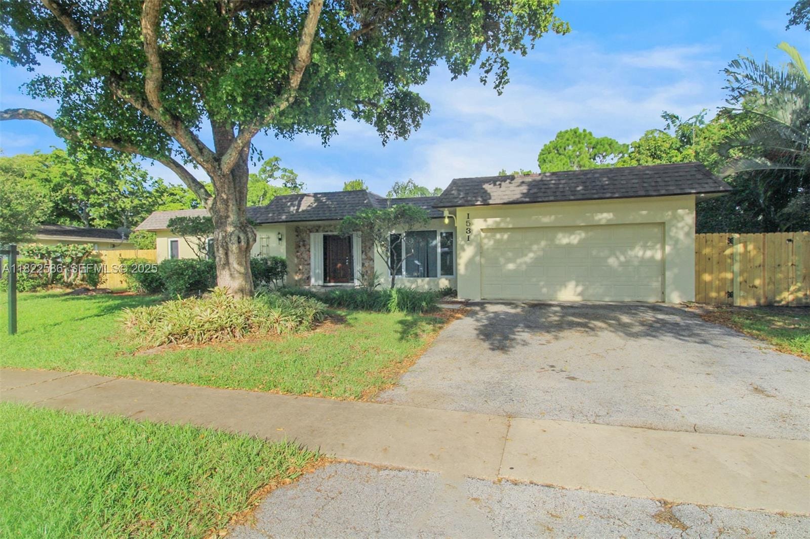 1531 SW 67th Terrace, Plantation, FL 33317