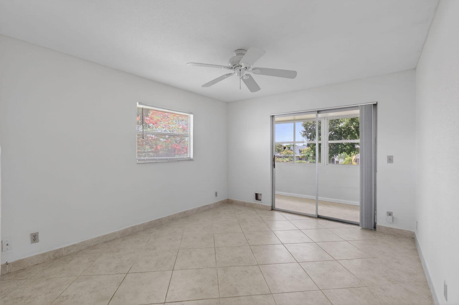 228 Brittany E, Delray Beach, FL 33446 photo 17