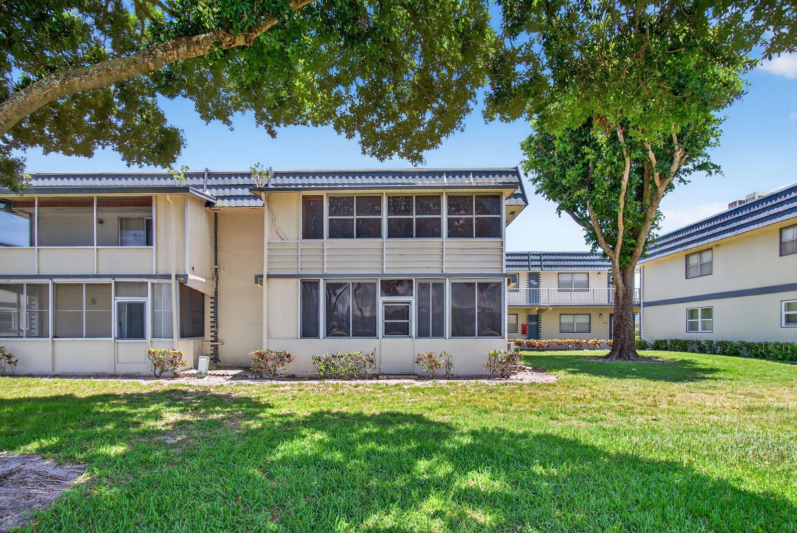 228 Brittany E, Delray Beach, FL 33446 photo 25