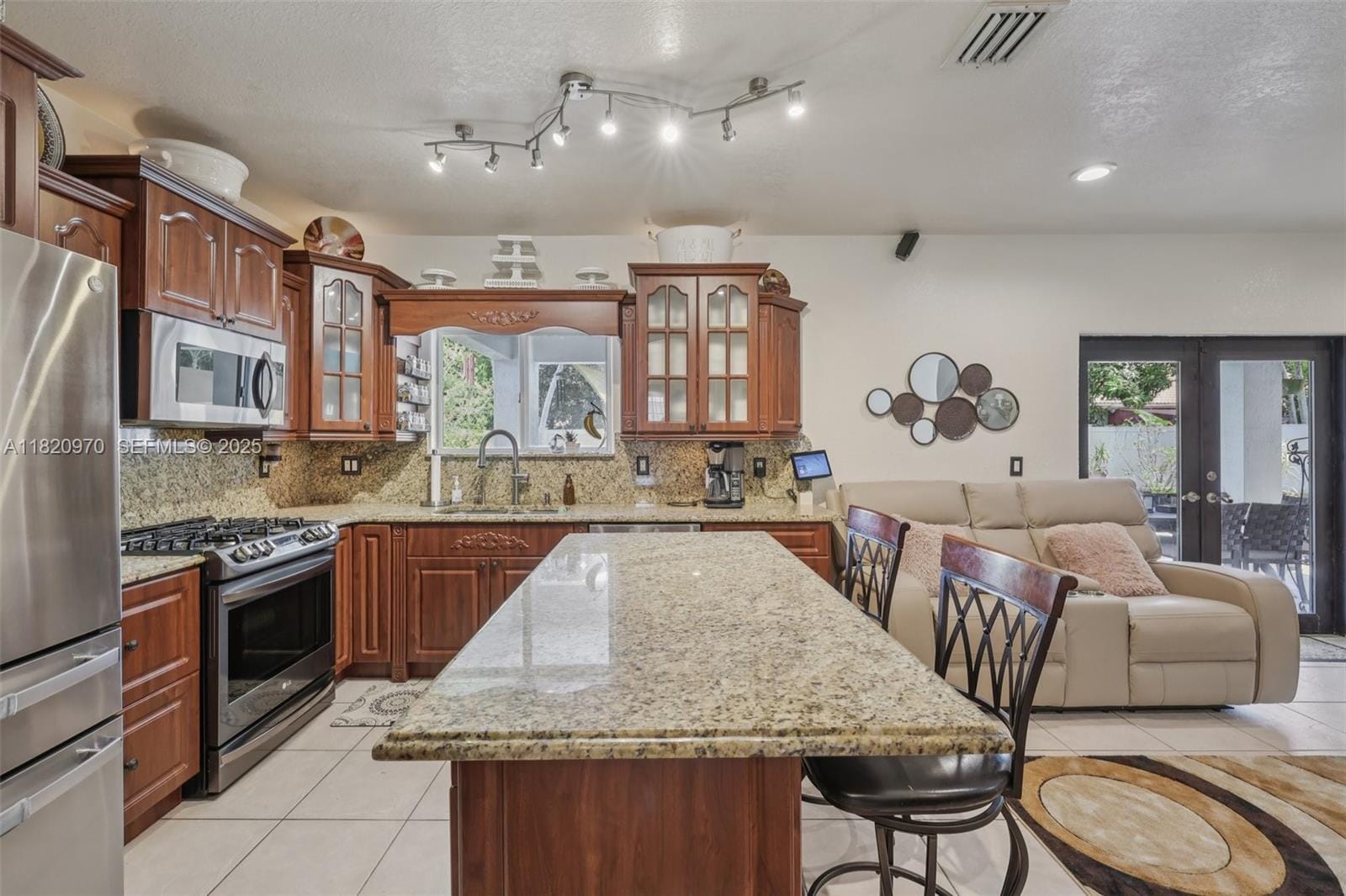 8981 NW 166th Terrace, Miami Lakes, FL 33018 photo 13